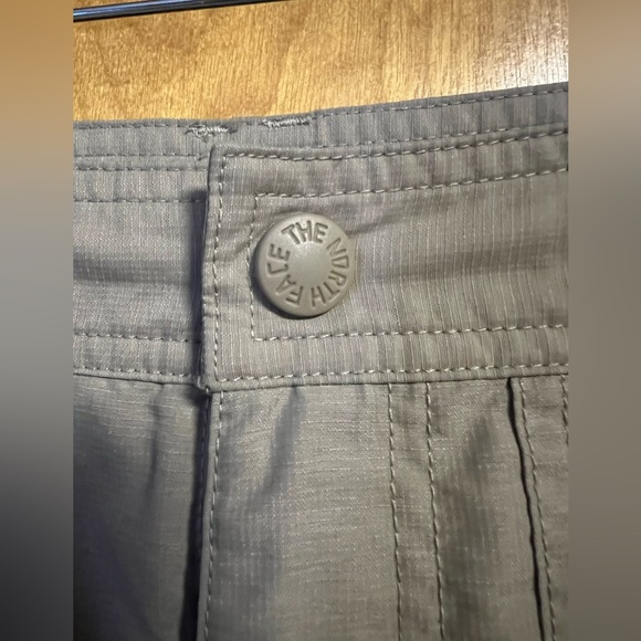 The North Face Women’s Quick Dry Hiking Pants Beige Size 10 - Picture 4 of 15